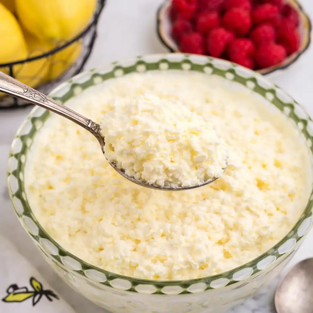 lemon fluff dessert creamy fluffy texture yellow bowl